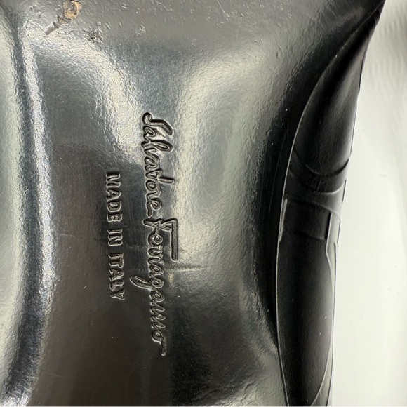 VTG Salvatore Ferragamo Black Leather Embossed Sorbet Nero PebbleSlip On Loafers - Picture 8 of 17